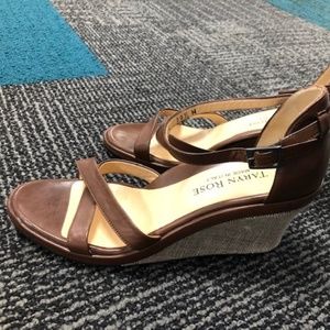 Nearly New Taryn Rose Sexy Sandals